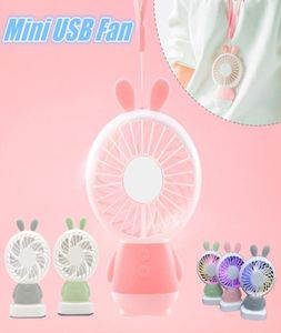 1pcs portable portable fan usb mini dessin animé lapin de lapin lumineux ventilateur rechargeable coloré pour le dortoir étudiant du bureau de voyage FO6398668