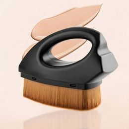 1pcs Smift Small Small Iron Foundation Cepillos de maquillaje para cepillo de base BB Cream Powder Cosmetics Herramienta de maquillaje
