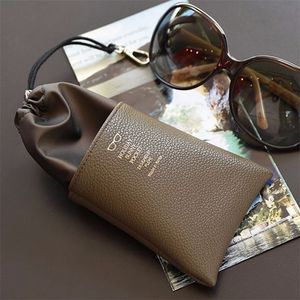 1pcs Soft Leather Drawstring Glasses Pouch Sunglasses Protector Women Handbag Waterproof Men Eyewear Case Storage Bag 220812