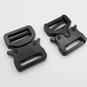 1PCS Tactical Bordle Backle Black Metal Side Release Clip Clip Boucles pour la ligne de bagages à bagages à bagages