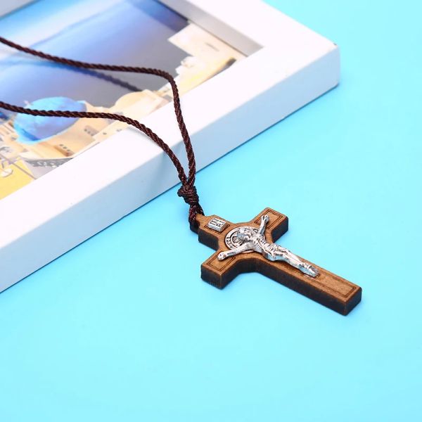 1pcs Bois Jésus Collier Collier en bois Collier Pandent Collier pour hommes bijoux