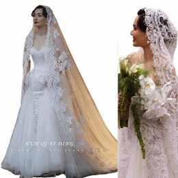 1T Wedding Veil LAID LG BRIDAL VEILS Kathedraal lengte Appliques Elegante bruid Veil met kam i5lg#