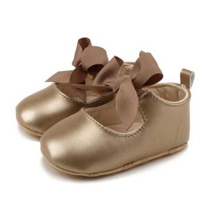 1UHJ First Walkers Baby Shoes Pu Anti Slip Bow Princess Dress Baby Shoes First Walking Board Shoes D240527