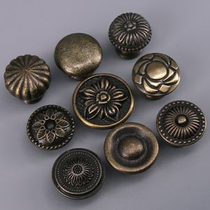 1x Boutons de placard mental vintage Handle de l'armoire de meubles Pullit des boutons de commode de tiroir en bronze antique