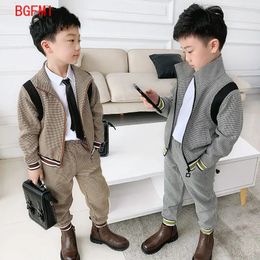 2 11y Vêtements de bébé pour hommes printemps automne enfants garçons fine grille costume de veste pantalon deux pièces vêtements pour enfants 231227