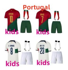 2 23 Portugal voetbalshirts RUBEN NEVES JOAO FELIX BERNARDO BRUNO RONALDO FERNANDES Portugieser Portugees voetbalshirt Kindertenue sets