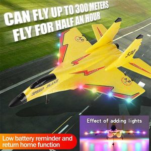 2.4g Planeur RC Drone 530 Aile Fixe Avion Main Lancer Mousse Électrique Télécommande En Plein Air Avion Jouets Pour Garçons 211104