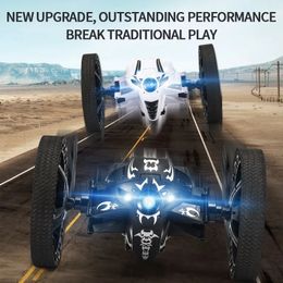 2.4G Jump Car RC Stunt Bounce Car uitgerust met WiFi HD -camera Flexibele wielrotatie LED -lichten Remote Control Car speelgoedcadeau 240418