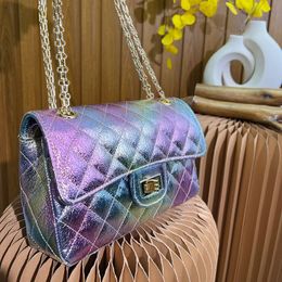 2.55 Designer laser Dazzle kleurrijke tassen klassieke dubbele klep gewatteerde portemonnee multi pochette gouden metaalhardwarematelasse ketting kruisbody schouderhandtassen 23 cm