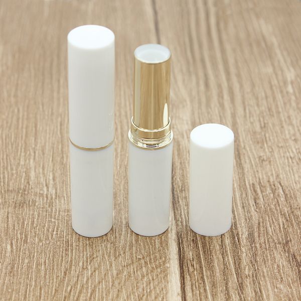 2,8g cosmético vacío Chapstick botella bálsamo labial tubos caseros lápiz labial contenedores con tubo interior de plata dorada