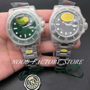 2 couleurs classique hommes montre V12 Version 40MM hommes Super usine montres hommes automatique Cal.3135 904L acier noir vert céramique lunette étanche montres lumineuses