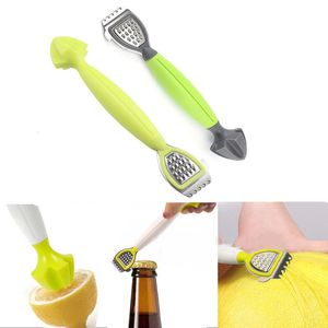 2 In 1 handmatige citroenrail Portable Multifunctionele fruit Juicer Practical Squeezer Opener Fruit Scraper Kitchets Gadgets