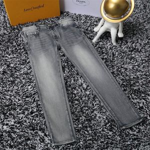 # 2 jeans pierna recta Jeans para hombres Jeans de diseñador Jeans para hombres Jeans de diseñador Hip Hop Pantalones para hombre de moda Jeans Jeans morados de calidad superior Pantalón de mezclilla fresco para motocicleta 030