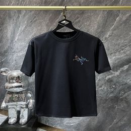 # 2 T-shirts pour hommes Polos T-shirts ronds col brodé et imprimé style polaire vêtements d'été avec rue pur coton wu006