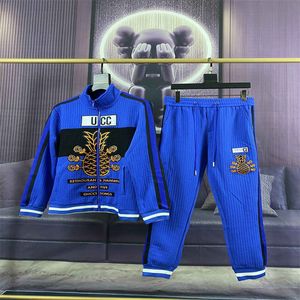 2 Survêtements pour hommes Designer Mens TrackSuit Luxe Hommes Sweatsuits à manches longues Classique Mode Poche Courir Casual Homme Vêtements Tenues Pantalon Veste Deux Pièces # 93