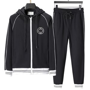 2 Survêtements pour hommes Designer Mens TrackSuit Luxe Hommes Sweatsuits à manches longues Classique Mode Poche Courir Casual Homme Vêtements Tenues Pantalon Veste Deux Pièces # 011