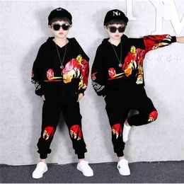 2 Pcs Enfants Hip Hop Vêtements Ensemble Garçons Filles Automne Hoodies + Haren Pantalon Coton Carte Survêtement vetement garcon 8 10 12 14 Ans 201127