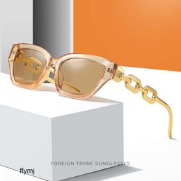 2 uds. Diseñador de lujo de moda 2022 nuevas gafas de sol de ojo de gato con montura pequeña para mujer tendencia de cadena gafas de sol con montura grande