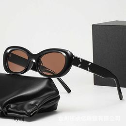 2 pcs Designer de luxe de mode 2023 nouvelle version coréenne GM ovale petit cadre lunettes de soleil Tiktok mode net rouge lunettes de soleil anti-ultraviolets