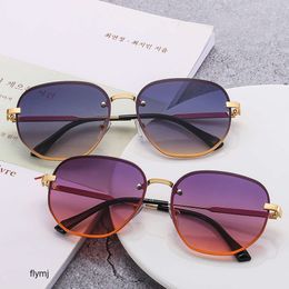 Lunettes de soleil de styliste de luxe pour femmes, 2 pièces, polyvalentes, haute qualité, dégradé HD, Instagram Street Shoot, 2023