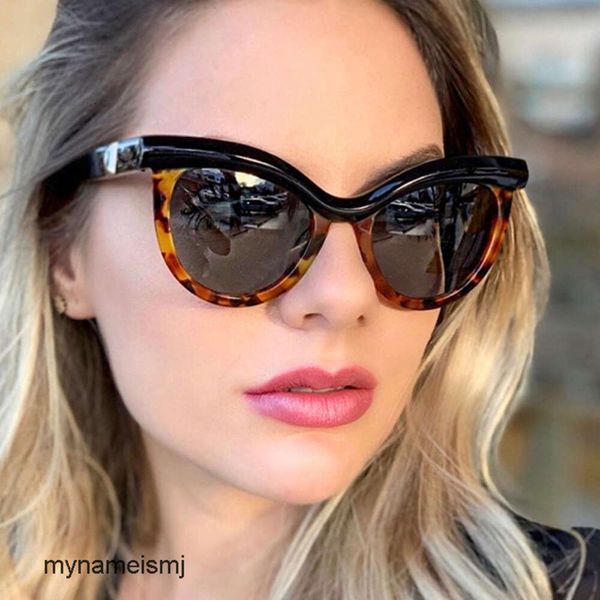 2 PCS Fashion Luxury Designer Gats Gafas de sol ocular Cejas de sol 2022 Nuevas tendencias Gafas de sol personalizadas Forma cóncava