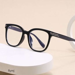 2 stuks mode luxe designer ultralicht plastic titanium frame nieuwe modieuze anti blauw licht effen spiegel voor zowel mannen als vrouwen