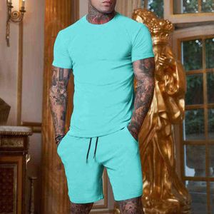 Juego de 2 piezas Pantalones cortos de manga corta Camiseta de manga corta Color sólido Traje deportivo Verano Nuevos productos Hombres Ropa Set Hombres Equipo Set G220414