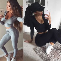 2-delige set dames pak outfit twee crop top legging joggingbroek hoodie vrouwelijke sweatshirt broek trainingspak 220801