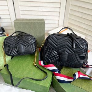 2 tamaños Bolsos de diseñador de cuerpo cruzado Diseñadores de mujer Bolsos de hombro Bolso de embrague clásico Bolsos de hombro Bolsos de cuero para dama Monederos 230109