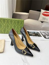 2 женских черных туфли-лодочки из лакированной кожи цвета металлик с открытым носком на шпильке в коробке