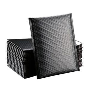 20 * 28cm Black Bubble Cushioning Wrap Mailers Matte Envelop Bag Verpakking voor Business Gevoerde Poly Mailer Self Seal Bags