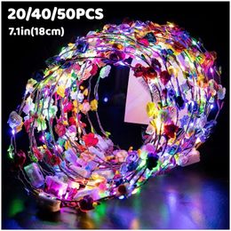 20/40/50 pièces LED couronnes de fleurs bandeaux brillant couronne florale couronnes fibre optique baguette pour mariage plage fête anniversaire Valentine 240118