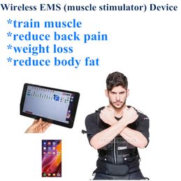 20 minuten training Full Body EMS Training Pak Wireless EMS Fitness Suit voor Gym, Wellness Center, Beauty Studio