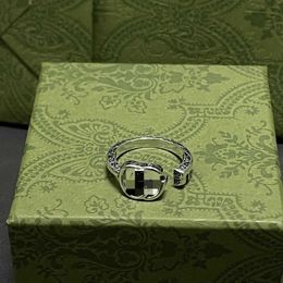 20% korting op 2023 Nieuwe luxe hoogwaardige mode -sieraden voor sterling zilveren dubbele sleutelring vergeleken met oude mannen en vrouwen
