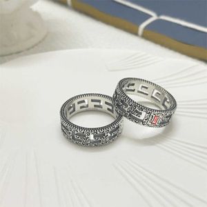 20% korting op 2023 Nieuwe luxe hoogwaardige mode -sieraden voor zilveren patroon gegraveerde Hollow Out paar paar ring Hoge versie