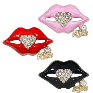 20 uds/lote broche personalizado corazón de diamantes de imitación Sexy beso labio broches Pin para accesorios de mujer