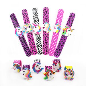 20 Pcs En Gros Couleurs Impression Enfants Licorne Bracelet Enfants Garçons Filles Flexible Wrap Slap Bracelet Animal Enfant Bracelet Cadeau Faveurs