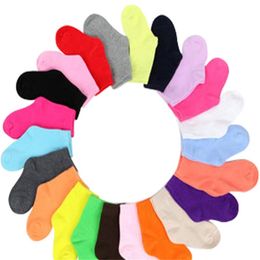 20 pièces = 10 paires de chaussettes pour enfants SpringAutumn Coton de haute qualité Couleurs de bonbons Filles avec garçons Chaussettes 1-9 ans Chaussettes pour enfants 2493 Q2