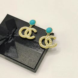 20 Orecchini di design di marca di stile Orecchini a perno di marca Lettera Orecchini di perle Gioielli per feste di nozze Accessori donna Regali di Natale di compleanno