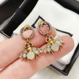 20 Stijl Designer oorbellen Beroemde merkbrief 18K GOUDPATINGEN ingelegde Crystal Pearl Earring Geometrie Ring Wedding Earring Accessoire