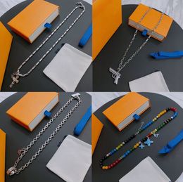 20 -stijl ontwerper Silver Cross Chains hanglanke kettingen voor mannen en vrouwen