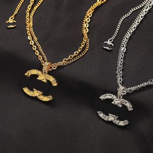 20 -stijl luxe designer ketting voor vrouwen merkbrief reliëfketen keten 18k goud vergulde kettingen sieraden accessoire hoge kwaliteit nooit vervagen