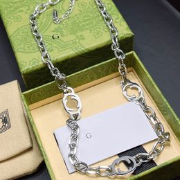 Colliers de créateurs d'emballage de marque pour femmes, pendentifs de luxe, créateurs en acier inoxydable plaqué or 18 carats, lettre plaquée argent 925 pour femmes, ne se décolore jamais