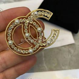 20 Style Luxury Women Designer Brand Letter Broches 18K Gold vergulde inlay Crystal Rhinestone Jewelry Broche Pearl Pin Marry Christmas Party Cadeau