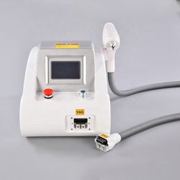 Machine de retrait de tatouage 2000MJ ND YAG Q commuté 1064nm 532nm 1320nm Laser tache de pigment de tache de rousseur des sourcils enlever le traitement de l'acné des cicatrices blanchiment de la peau rajeunissement