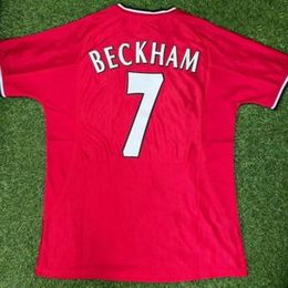 2001 2002 RETRO voetbalshirts VINTAGE CLASSIC BECKHAM GIGGS SCHOLES CANTONA camiseta maillot voetbalshirt kit uniform de foot jersey 2003 2004