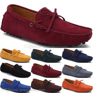 2002 Nueva moda para hombre Zapatos casuales Cuero estilo británico primavera Pareja Genuine Peas Scrub hombres Drive Lazy man chanclos al aire libre cómodo transpirable negro amarillo