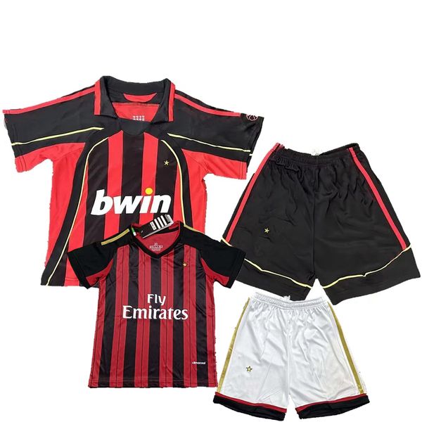 2006 20007 2013 2014 rétro MALDINI KAKA maillots de football pour enfants ensembles milan RONALDINHO NESTA PIRLO INZAGHI BALOTELLI AC vintage football classique enfants garçons filles chemise