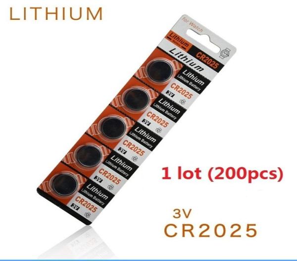 200pcs 1 lot Batteries CR2025 3V Lithium li ion bouton Cellule Batter