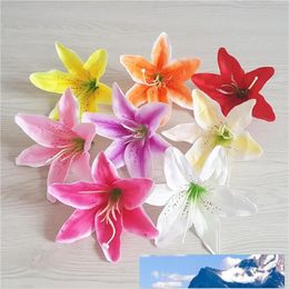 200 pièces 13cm 8 couleurs tissu artificiel soie fleur de lys tête pour bricolage mur de mariage arc fond Bouquet décoratif chapeau Accessoire244n